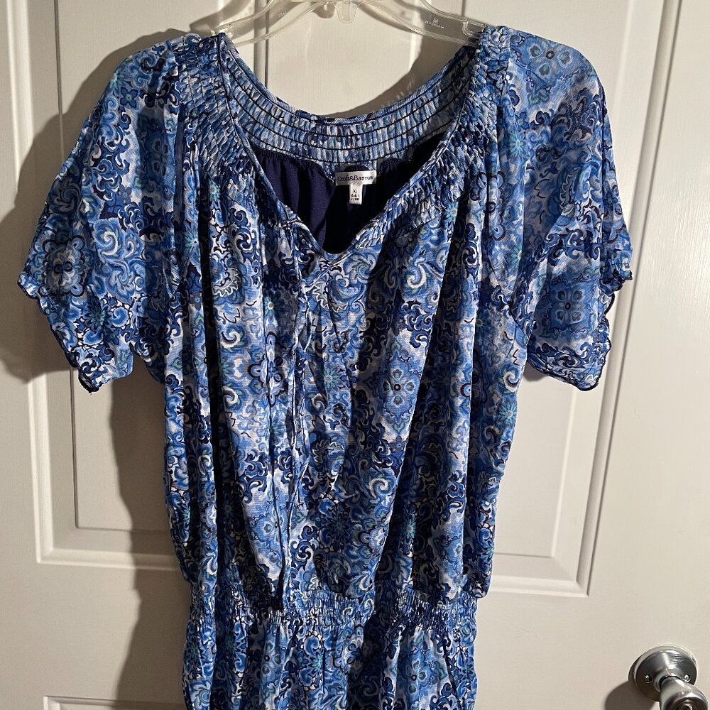 Ladies short sleeve Croft and Barrow shirt size extra large blue and white